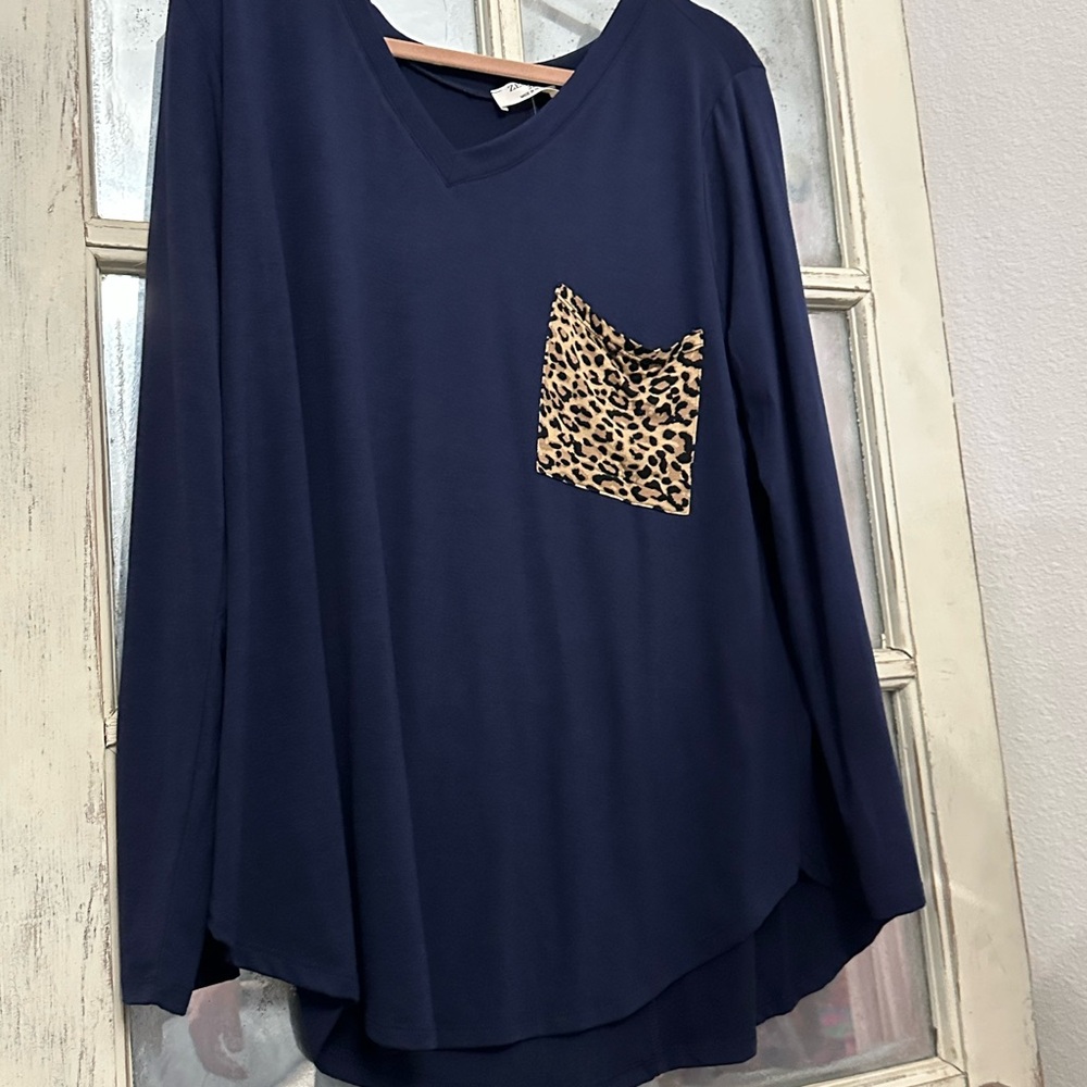 Zenana Outfitters Blue Long Sleeve Relaxed Blouse